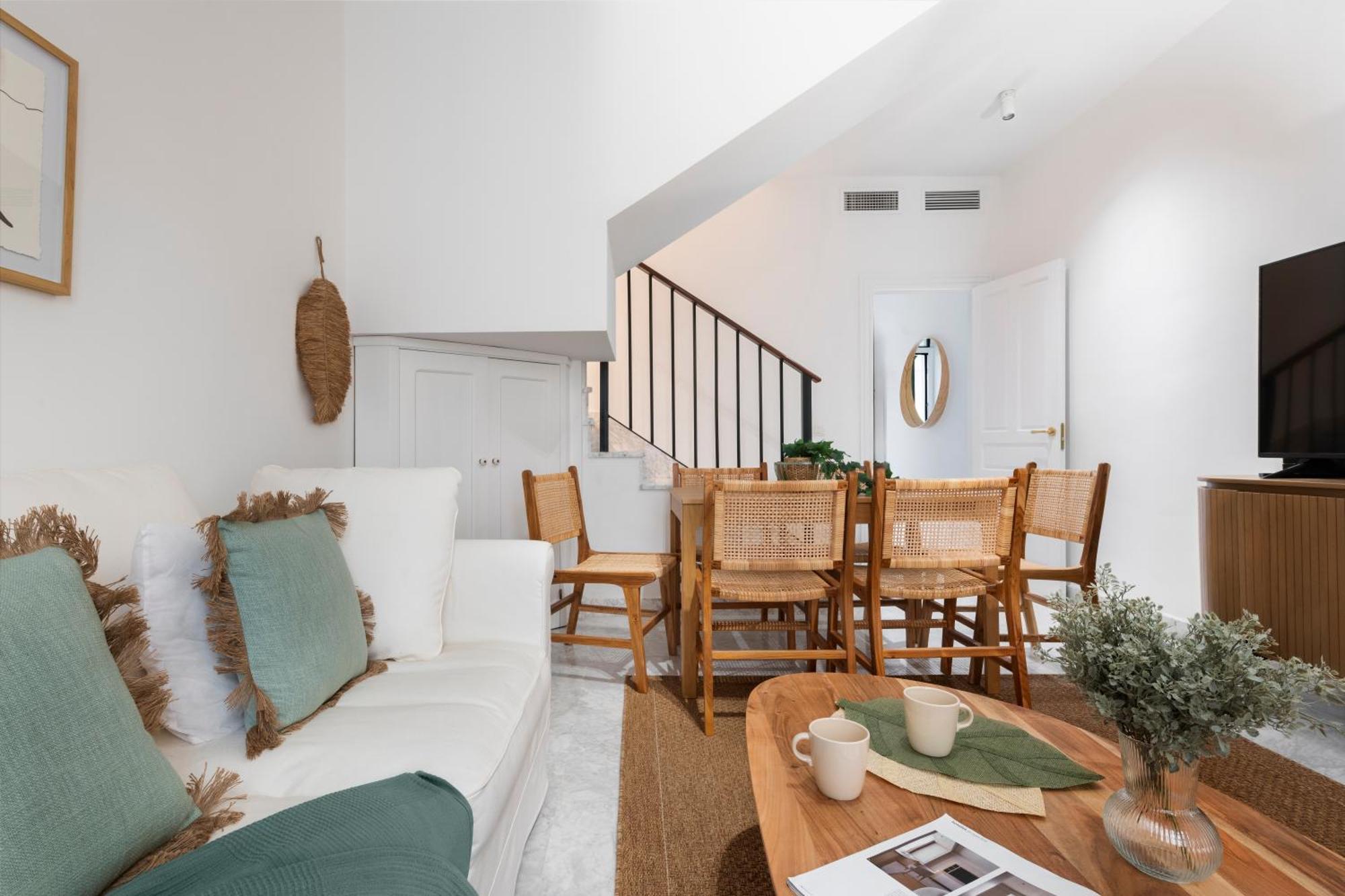 Apartamento Magno San Laureano - Private Parking Included